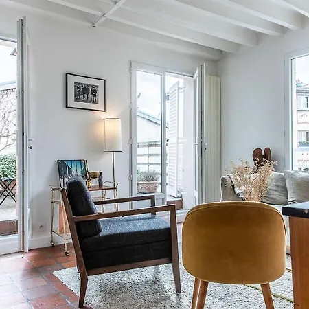 Montmartre, Patio! Sacré-coeur! Stylish Duplex! * Parigi