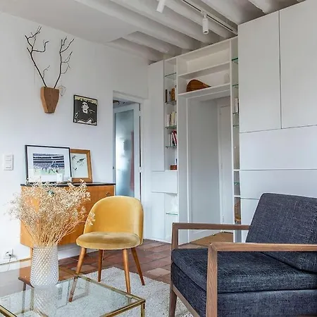 Montmartre, Patio! Sacré-coeur! Stylish Duplex! Appartamento *